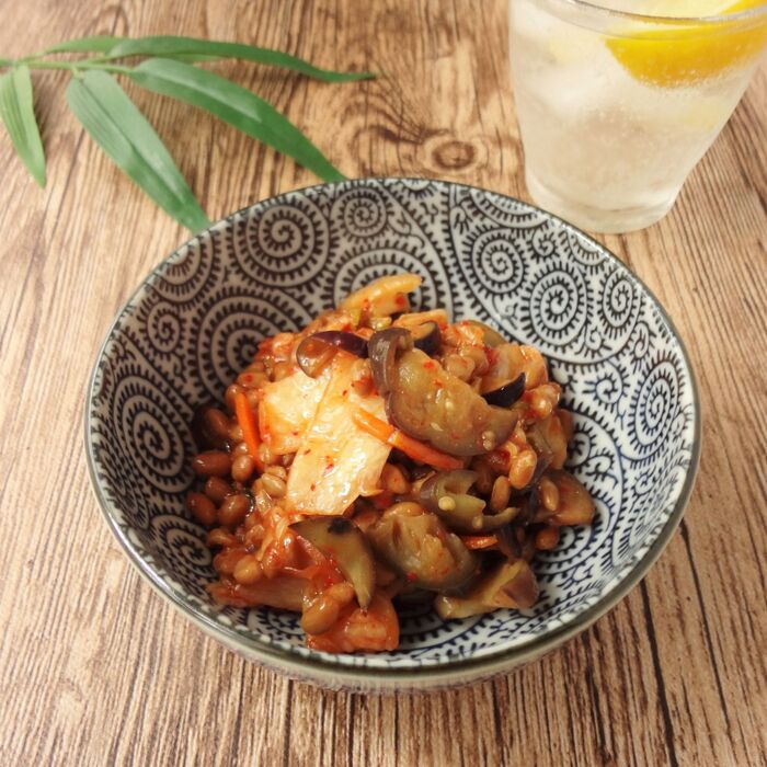 冷凍ナスと納豆のキムチ和え