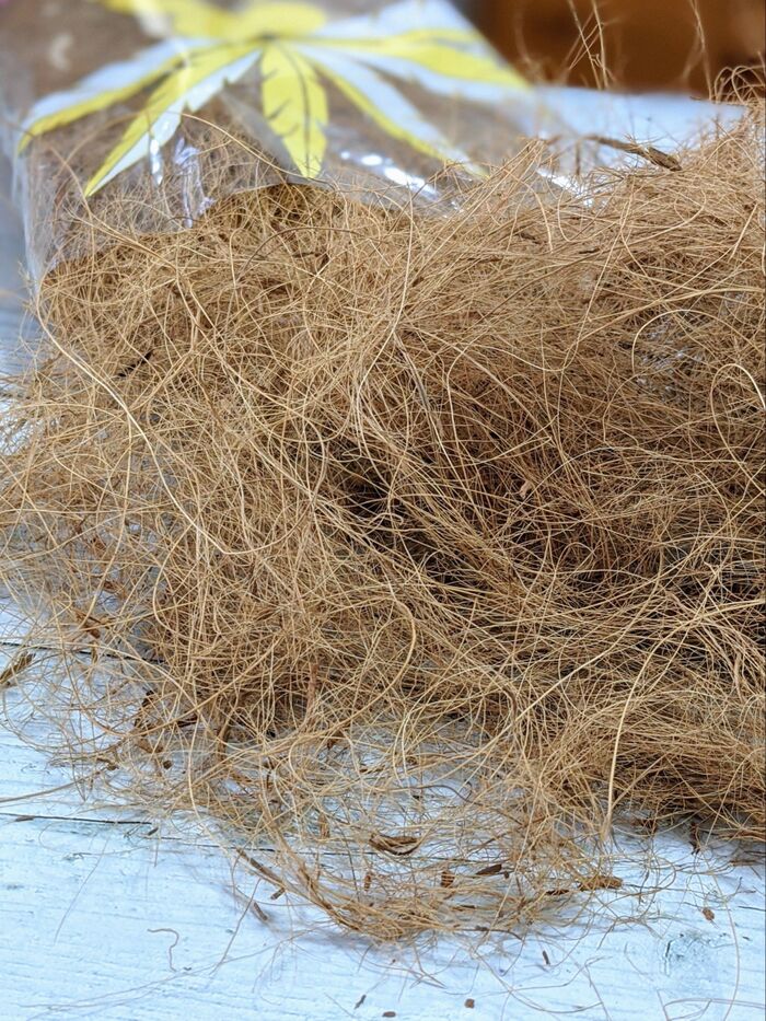 ココヤシファイバー 白いのが欲しかったらこうします。