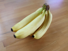 バナナがこんなに長持ち♪皮が黒くならずに保存する方法とは？