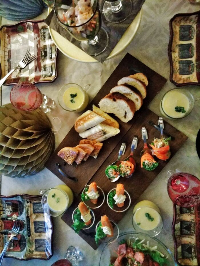 木の温もりをテーブルに✨