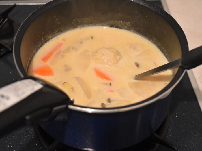味噌と豆乳を加えて完成です。
