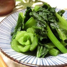 白だしでカンタン美味♪ 小松菜のわさびおひたし