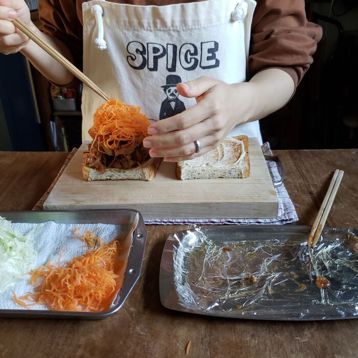 <人参を乗せる>