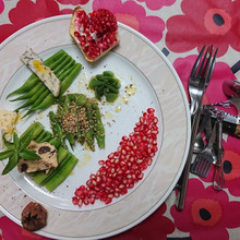 七夕豆と石榴とTrois fromageのサラダ