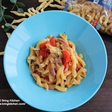 モッツァレラチーズを溶かして本格ソース!トマトとモッツァレラチーズのリーチェ