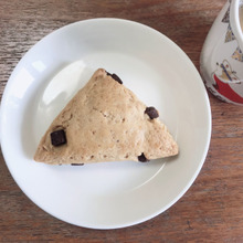 ゴロゴロチョコが美味しい! チョコスコーン