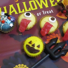 ハロウィンのおばけだぞ~!米粉入り蒸しパン♪