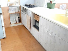 キッチンのタオルが落ちない・ズレない◆スカートハンガーが◎