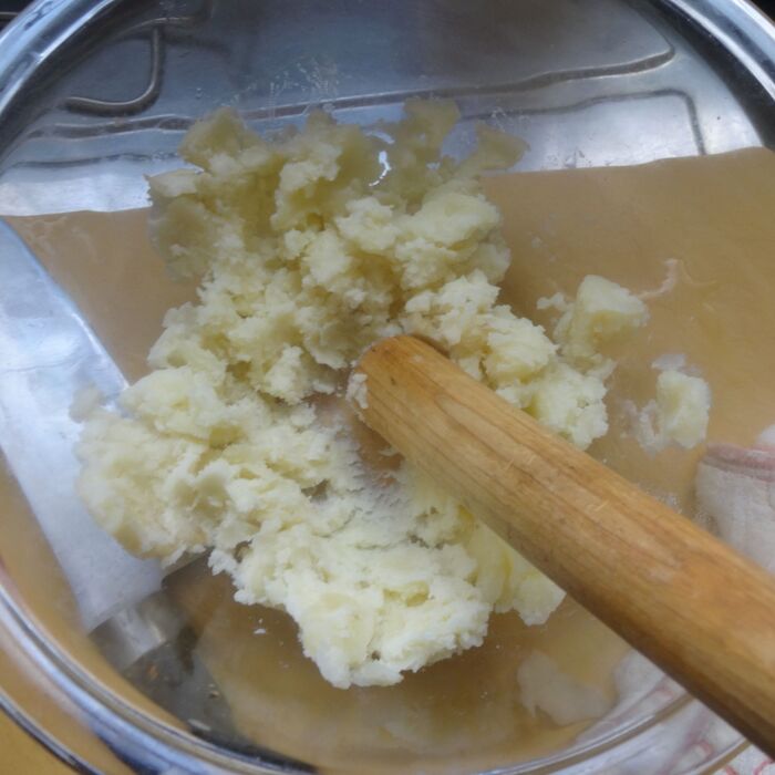 じゃが芋の下ごしらえ