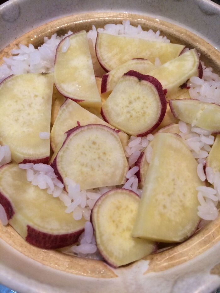 土鍋でさつまいもご飯