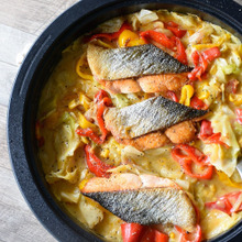 【15分以内野菜×魚】秋鮭とキャベツのコーンクリーム煮