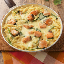 フライパン1つ★鮭とほうれん草のクリームグラタン