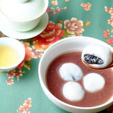 【くらし薬膳】美味しくアンジエイジング♪芝麻湯圓(黒ゴマ餡の白玉ぜんざい)台湾レシピ~冬の薬膳