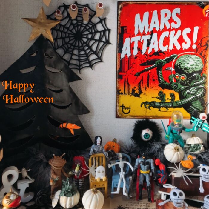 持ってるものを活かして作る!今年は密なハロウィン→クリスマスディスプレイ