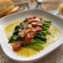 茎も葉っぱもたまらないおいしさ!イタリアンな小松菜