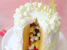 おうちパーティーにおすすめ♪歓声が上がる「かくれんぼケーキ」の作り方