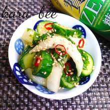 簡単箸休め♪丸ごとセロリとキュウリのピリ辛浅漬け