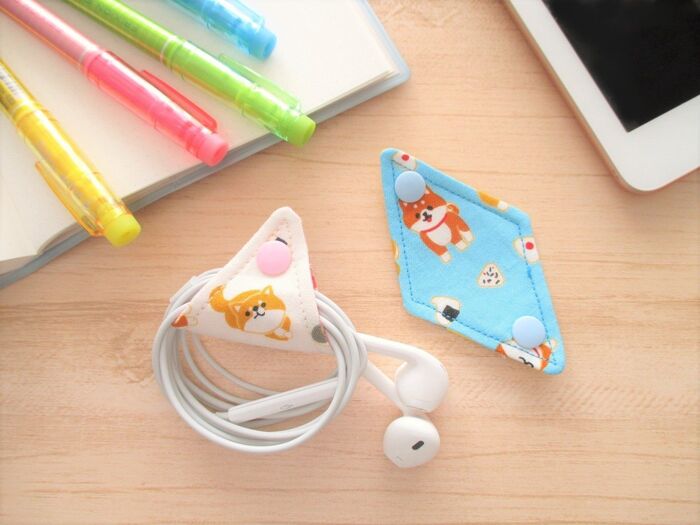 三角がかわいい!!イヤホンコードホルダーの作り方