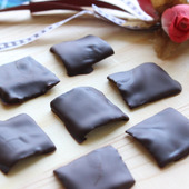 だしがら昆布で簡単お菓子! "焼き昆布チョコレート"
