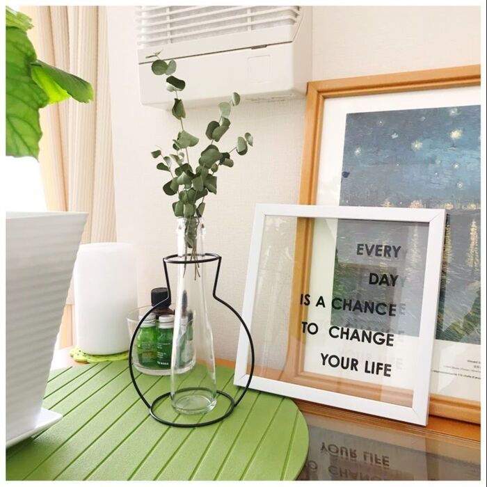 空き瓶が、かわいいフラワーベースに!