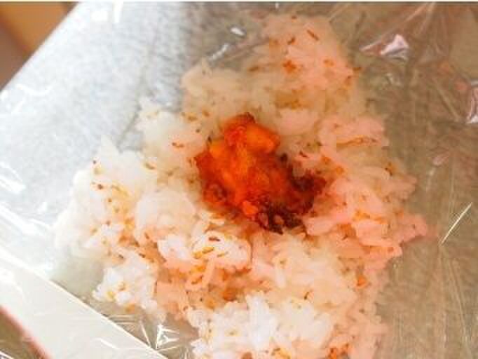 おにぎりをつくる