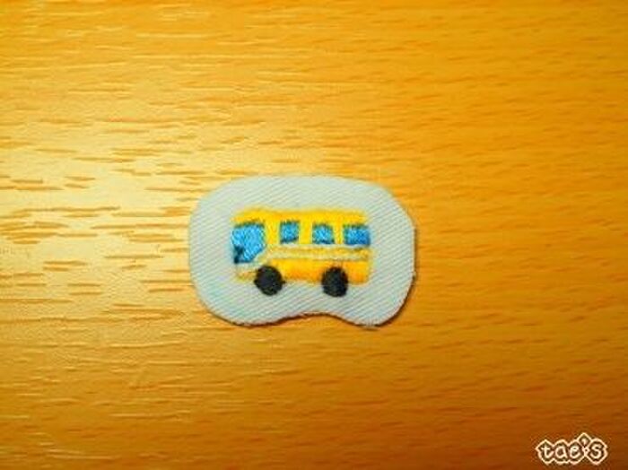 刺繍をする