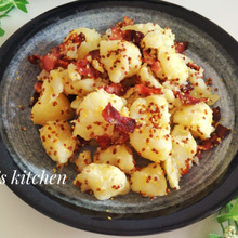 簡単!下ゆでなし!レンチンポテトとカリカリベーコンの粒マスタード和え