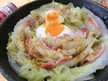 12分蒸すだけ☆ 白菜とベーコンの巣ごもりたまご