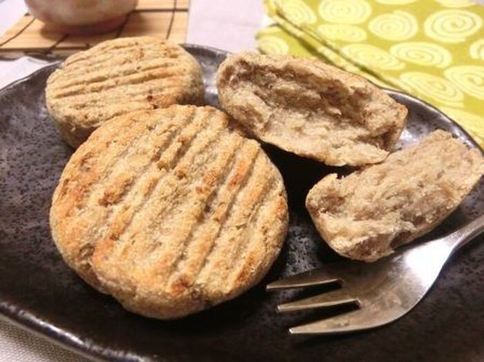 簡単ヘルシーおやつ☆ バナナとおからパウダーで月餅風