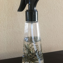 ホワイトビネガーと重曹で拭き掃除