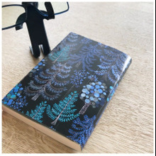 2020年お気に入りカレンダーは、ブックカバーに!