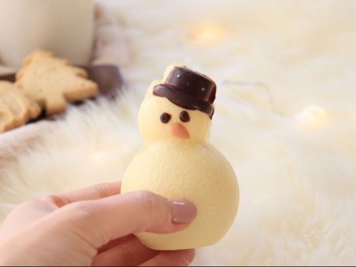 溶かすまでドキドキ♡スノーマンのホットチョコレート