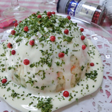 チーズソースでコーティング♪ クリスマスなポテサラ