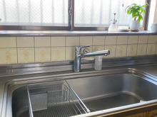 水切りカゴのある暮らしはじめました。