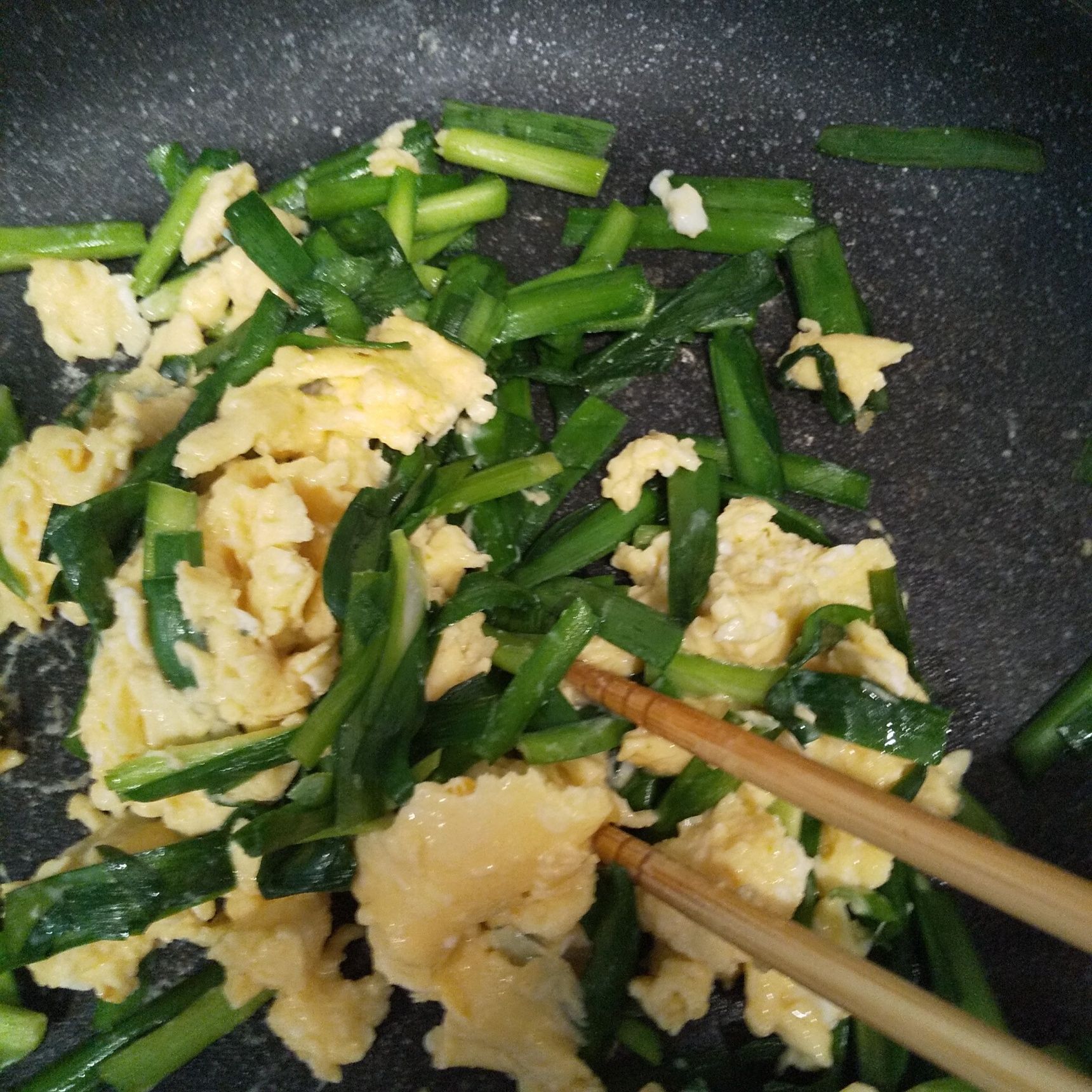 卵を戻し入れて軽く切る