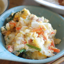 おうち朝ごはん♪レンチンでツナ缶ポテトサラダ