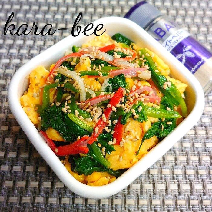 簡単おつまみ♪ふんわり卵とほうれん草のこれうま!ペッパーナムル