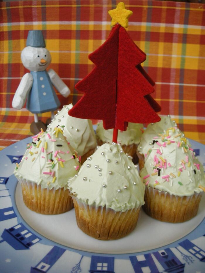 クリスマスカップケーキ