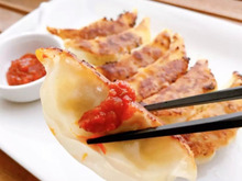 【いつもの餃子がガラッと変わる!】ハリッサ餃子♪