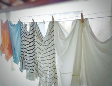 「洗濯してもクサい」を解決!冬の部屋干しを快適に仕上げるコツとは?