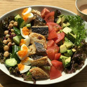 マグネシウムもとれる!一皿で大満足な「パワーサラダ」レシピ