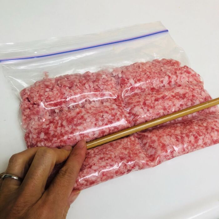 菜箸で、小分けにする