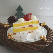 市販のお惣菜がごちそうに!⑤ふわふわsnow苺ショートケーキ