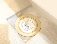 100均グッズも大活躍♪便利グッズ1つでお風呂掃除が超絶ラクになる!