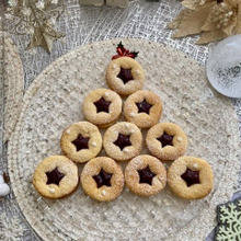 ホットケーキミックスでしっとり星がキラキラクッキー