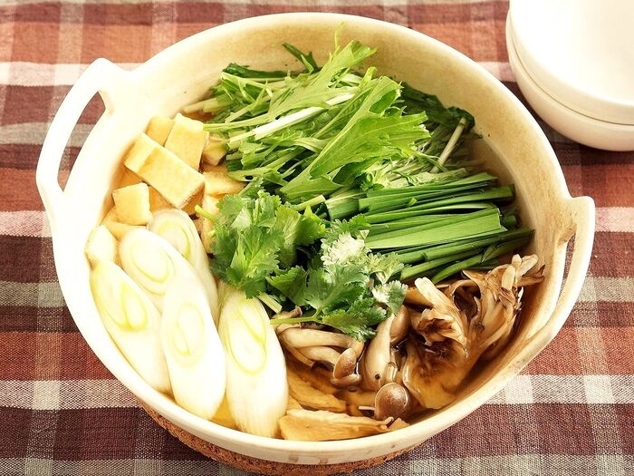 便利な野菜だし使用♪【野菜をいっぱい食べる寄せ鍋】