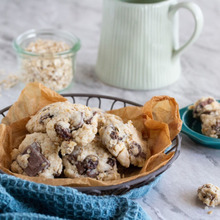 袋1つ!食感が楽しいオートミールとチョコのごつごつクッキー♪