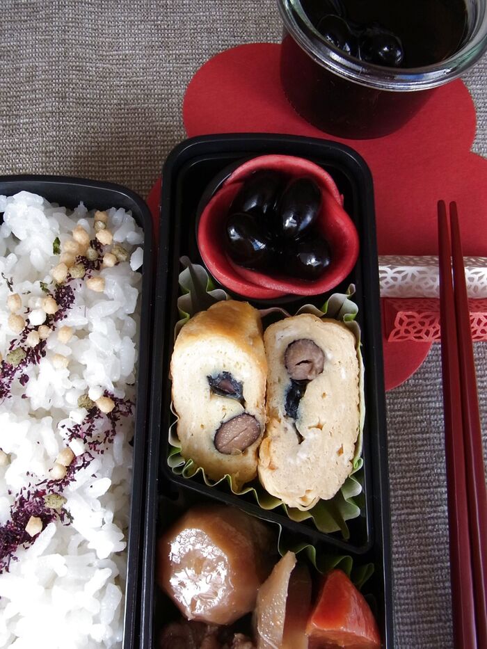 おせちリメイク・黒豆のラム酒漬けと玉子焼き