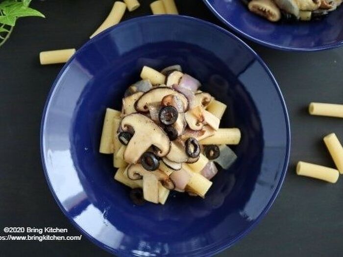 CMの影響で妄想した大人パスタ♡【レシピ】しいたけとオリーブのパスタ