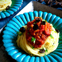 上手に息抜きズボラテクで美味しいゴハン【味付け不要!ずぼらトマトソース】